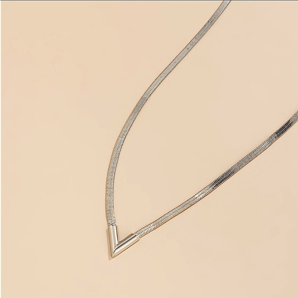 Sterling Silver V Shaped Necklace Flat Clavicle Herringbone Choker - Picture 3 of 8